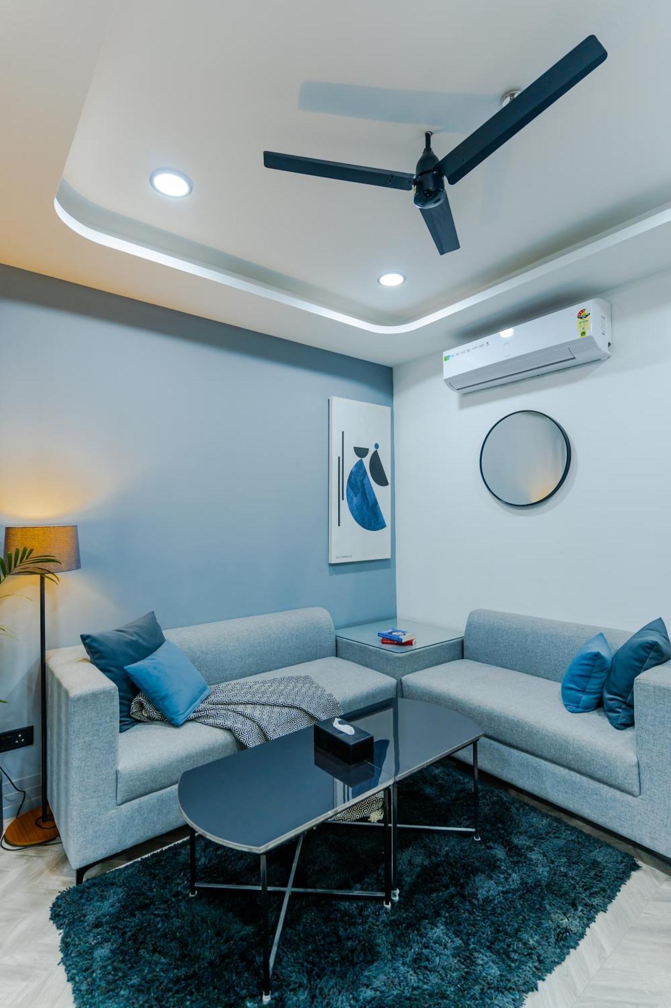 Bedchambers Luxury Apartment Near Golf Course Road Gurgáon Kültér fotó